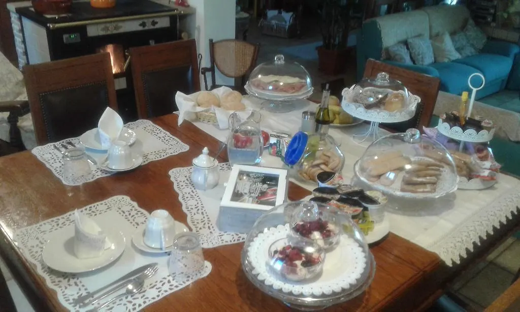 Il Tarlo Bed and Breakfast Seneghe Bed & Breakfast