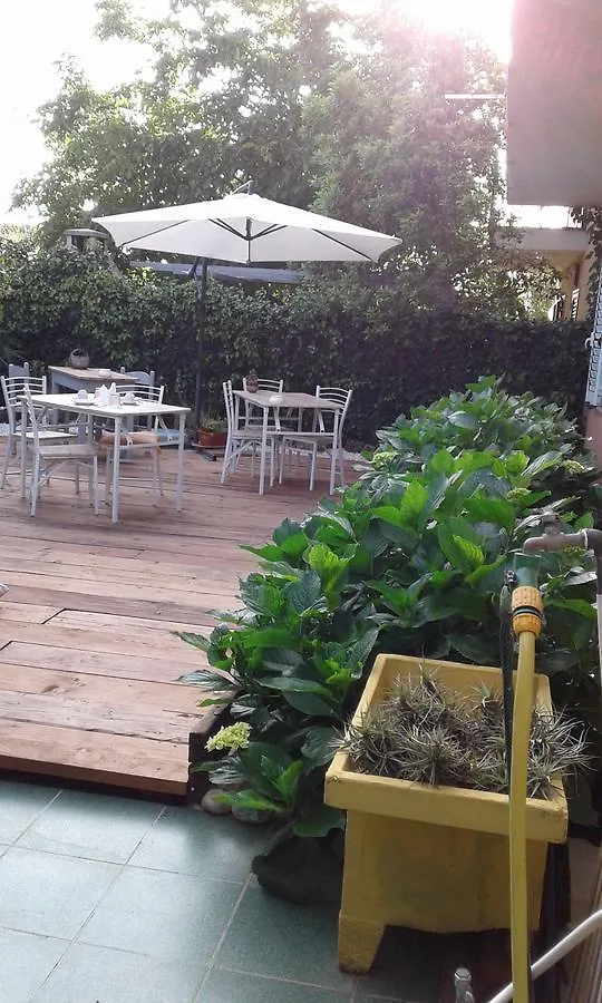 Il Tarlo Bed and Breakfast Seneghe 0*,  Italia